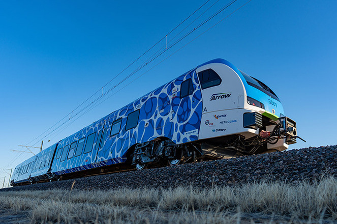 Der Stadler-Wasserstoffzug legte auf einer Teststrecke in Colorado 2'803 km mit einer Tankfüllung zurück. | © Stadler