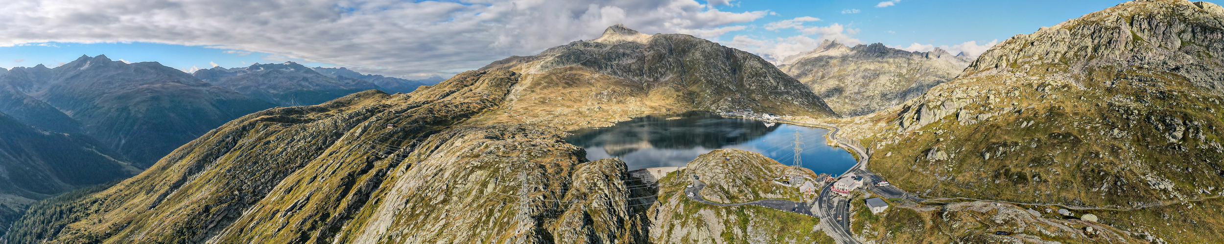 Bergwelt, Ferienwohnungen Oberwald, Swiss Engineering | © iStock