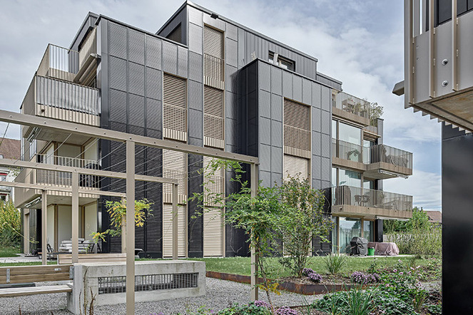 Der Aussenraum der neuen Mehrfamilienhäuser in Bassersdorf umfasst auch Gemeinschaftsräume. | © Umwelt Arena Schweiz